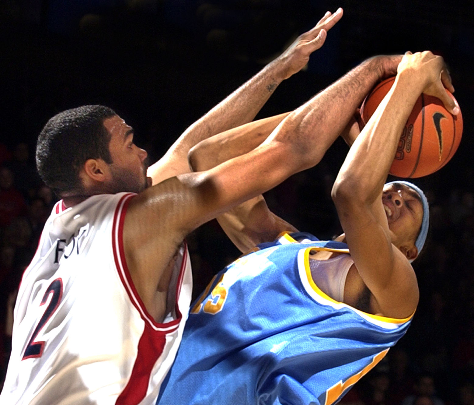 UA hoops